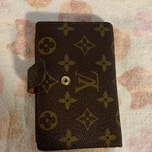 Louis Vuitton Brown Monogram wallet / Card Holder